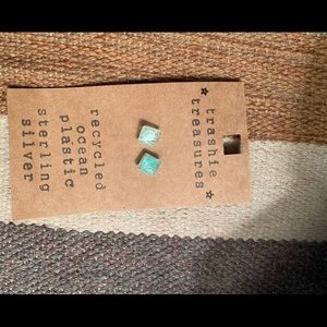 Trashie Treasures Recycled Ocean Plastic Sterling Silver Earrings NWT Studs